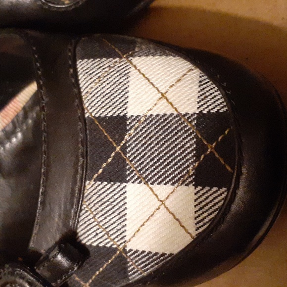 BURBERRY LEATHER NOVA CHECK PUMPS 39 - Picture 15 of 16
